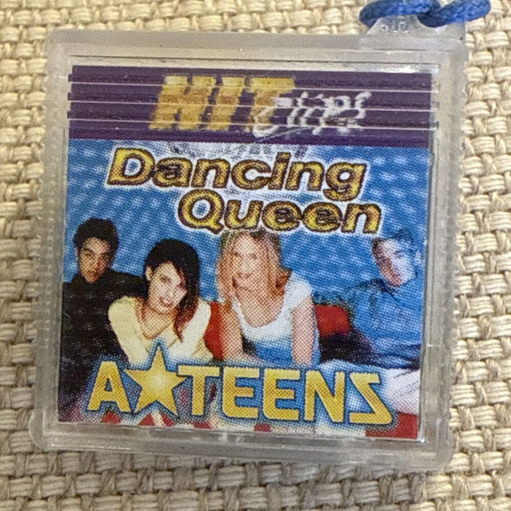 Tiger Hasbro Hit Clips A TEENS Dancing Queen Chip Song Music Music RARE